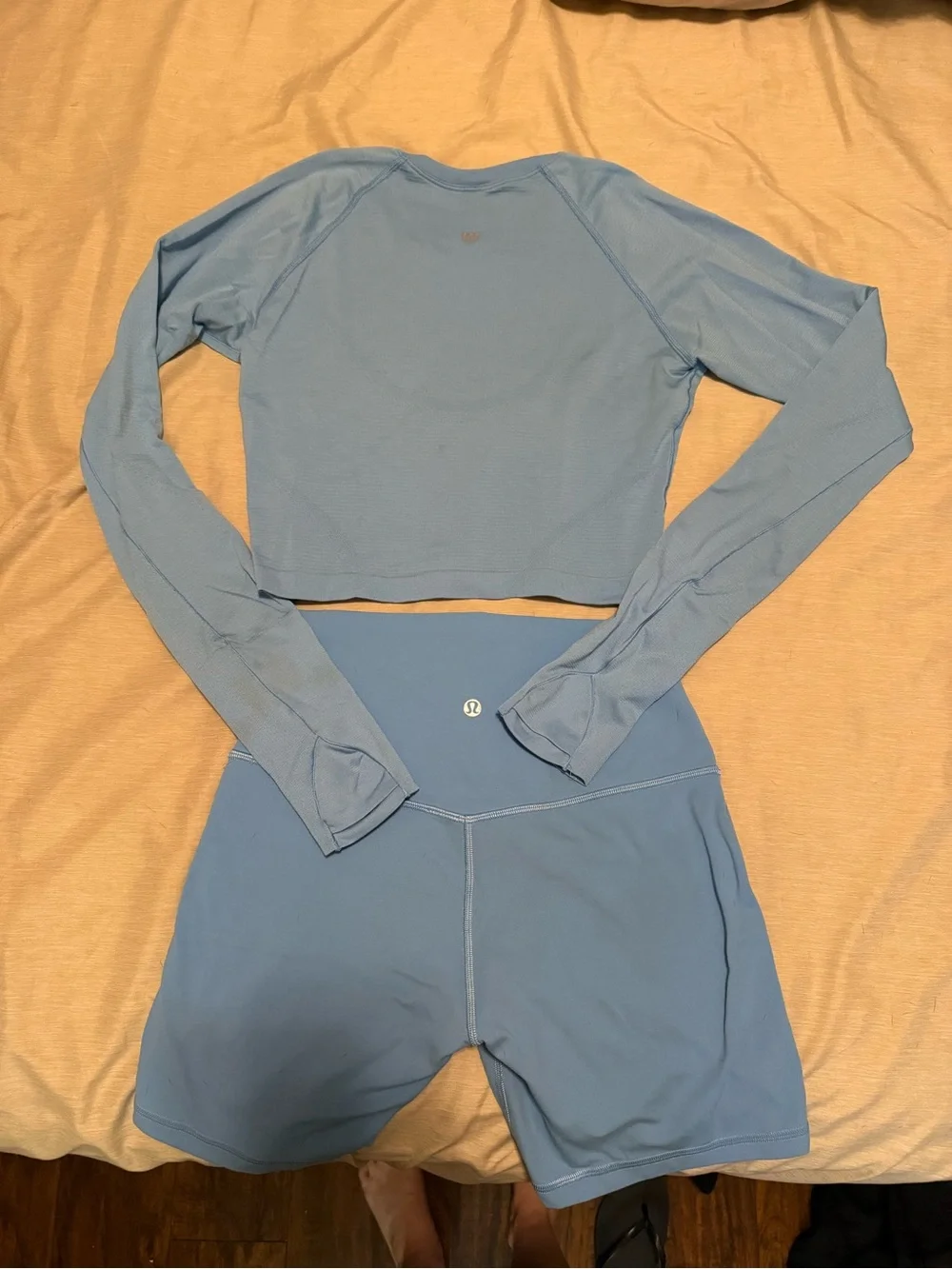lululemon athletica Aero Blue matching long sleeve align short Set
